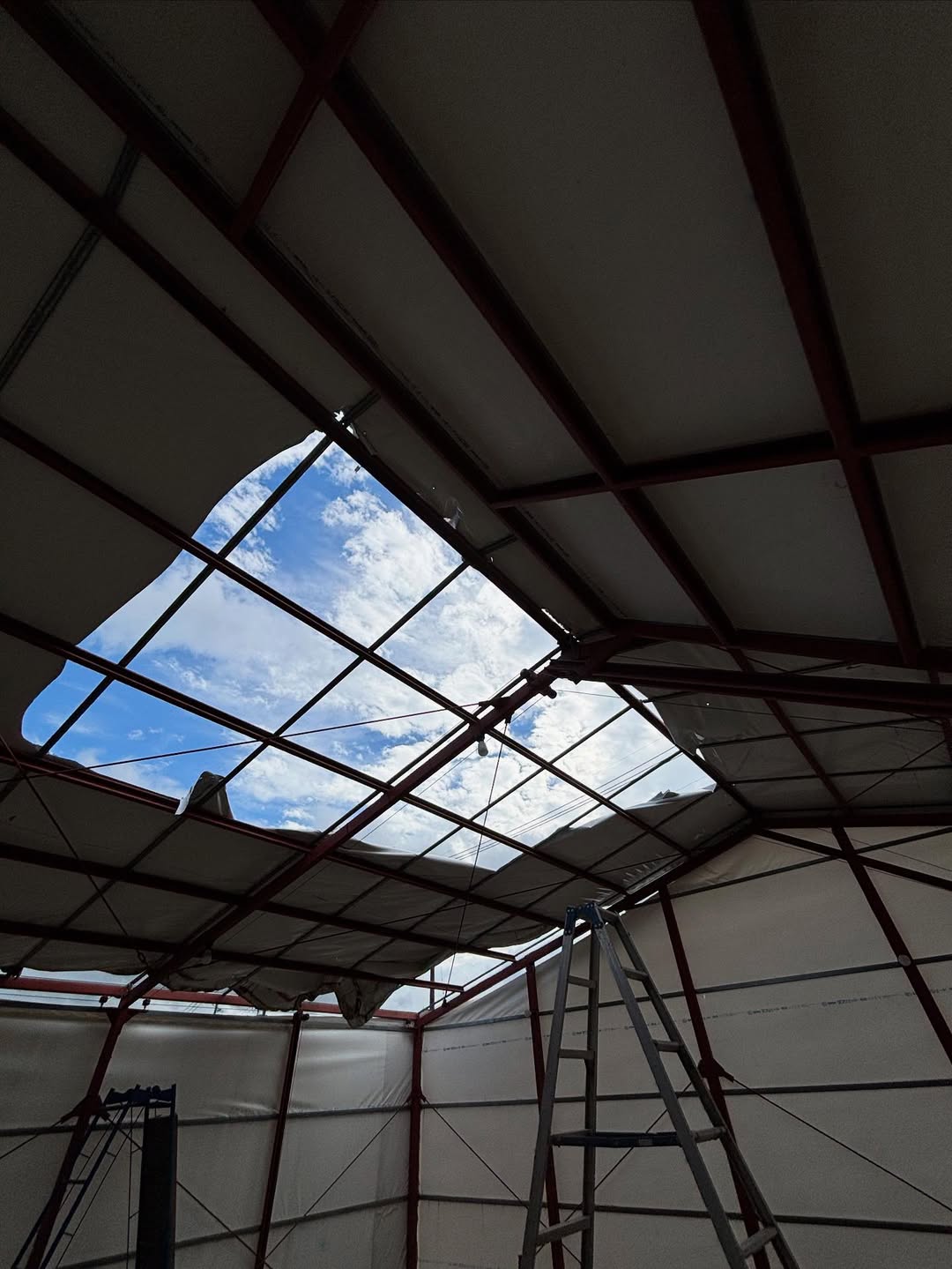 ビニールハウスの屋根リフォーム