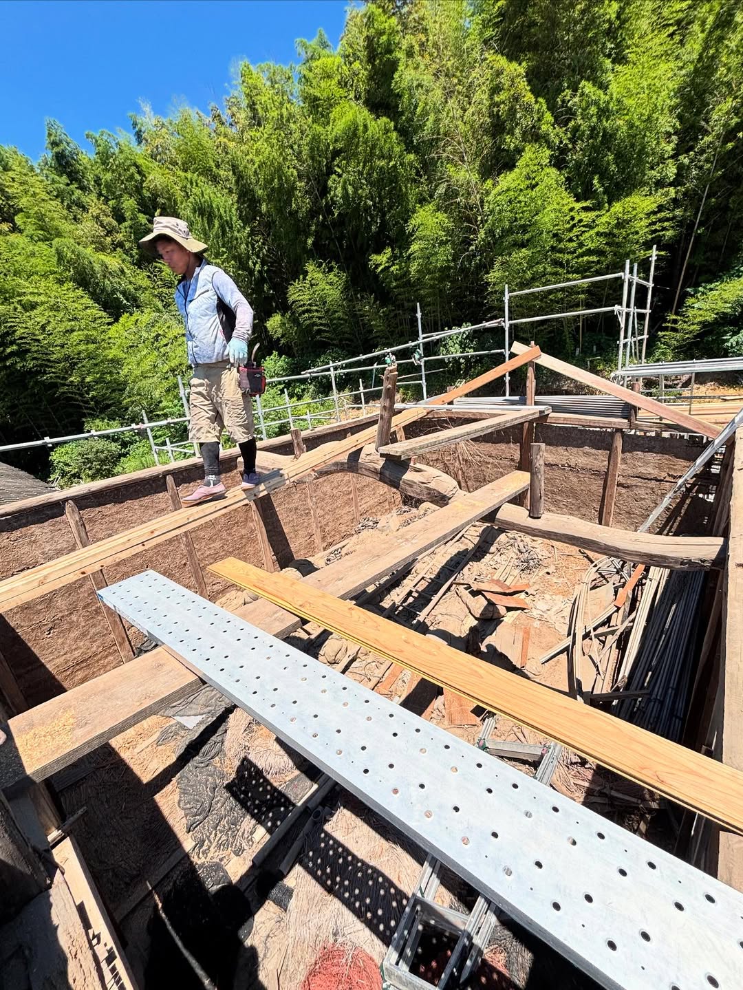 小屋の屋根のリフォーム