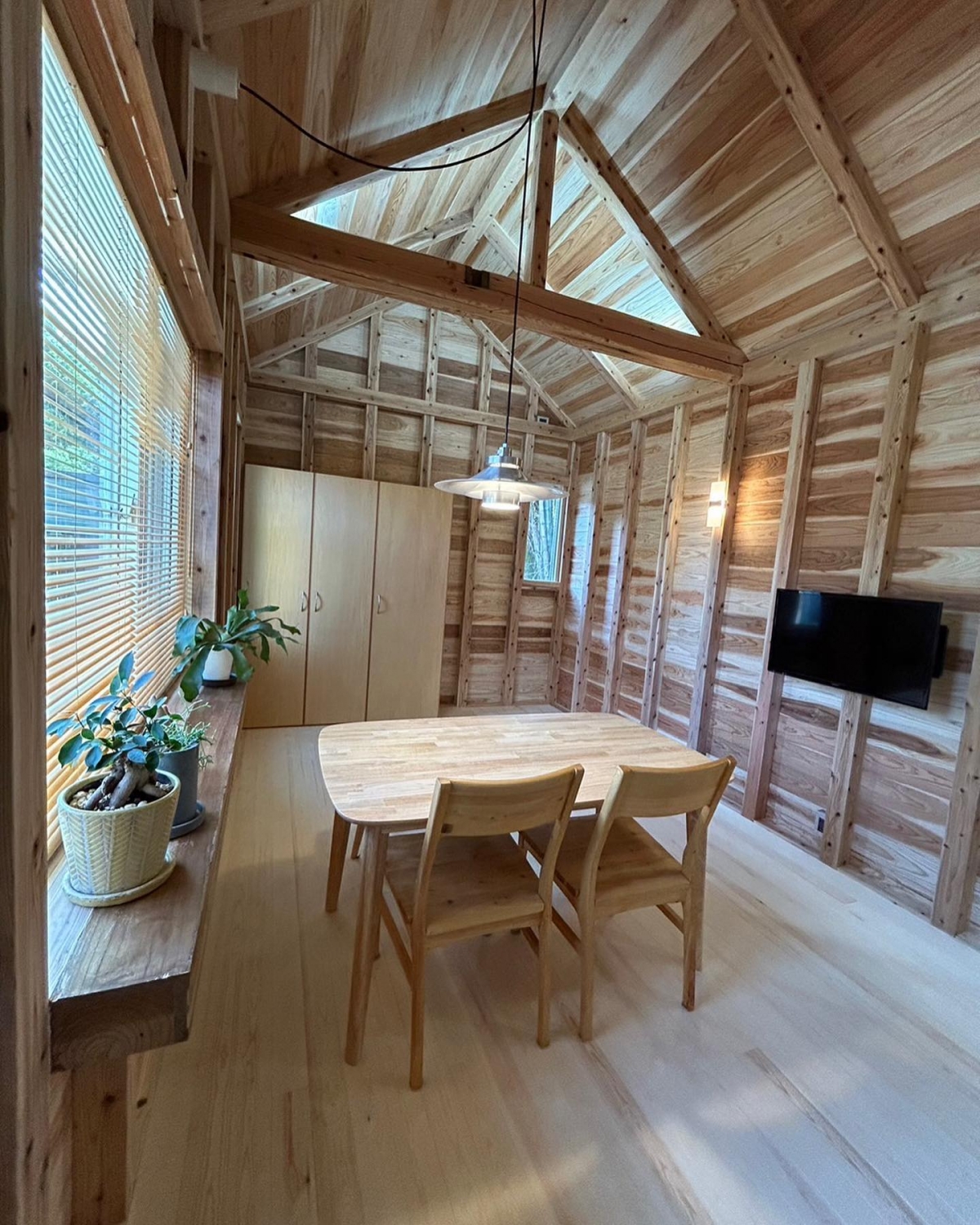 木の温もりを感じる事務所新築工事