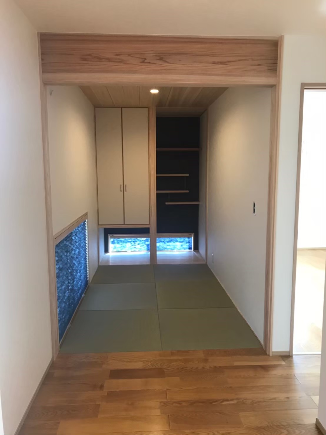 三角天井のお家