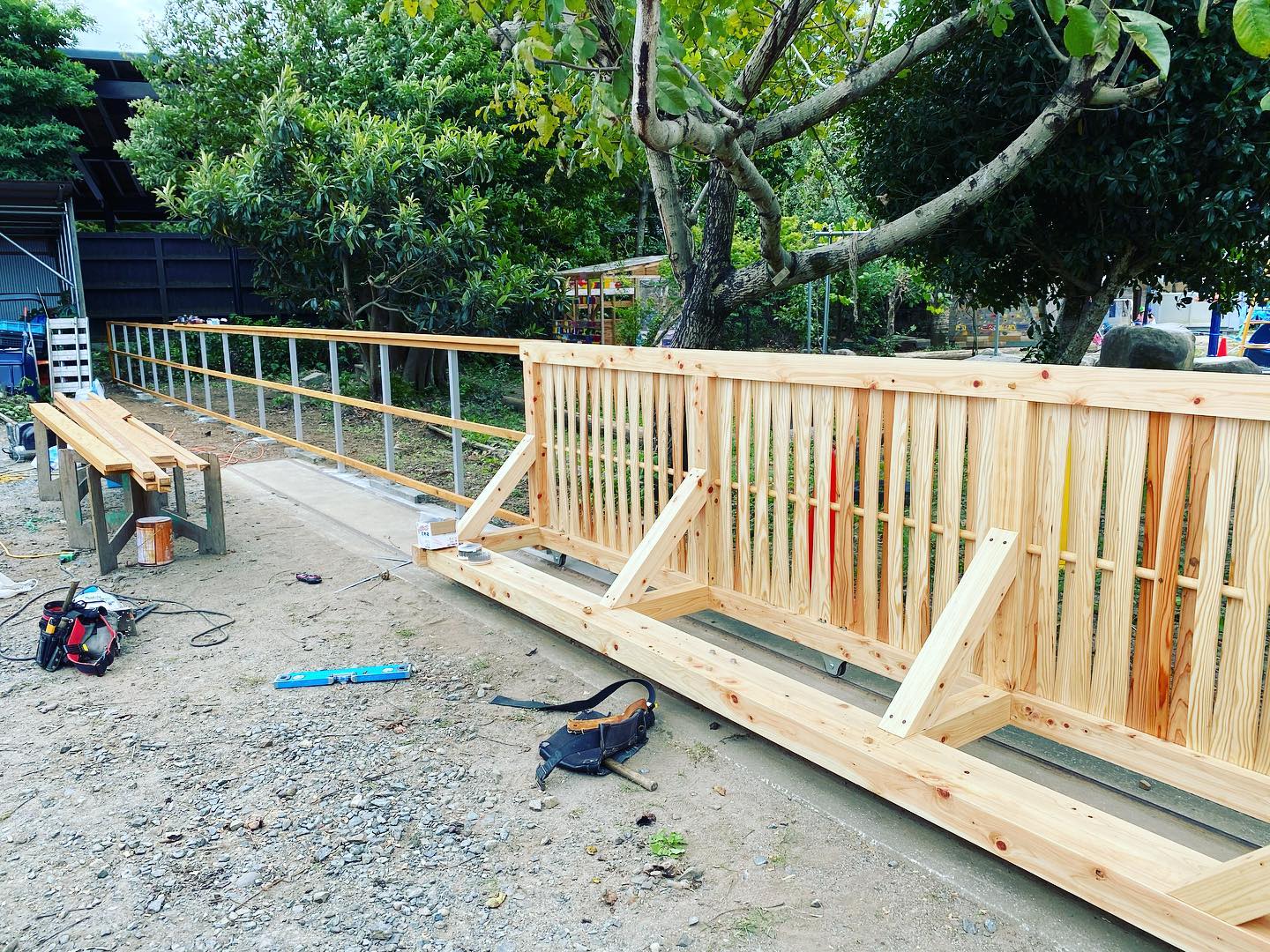 服部工務店 坂塀