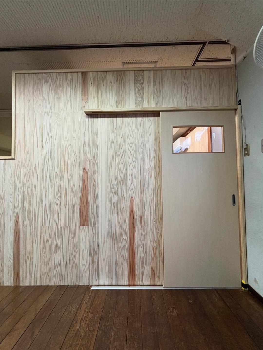 間仕切り壁の造作工事