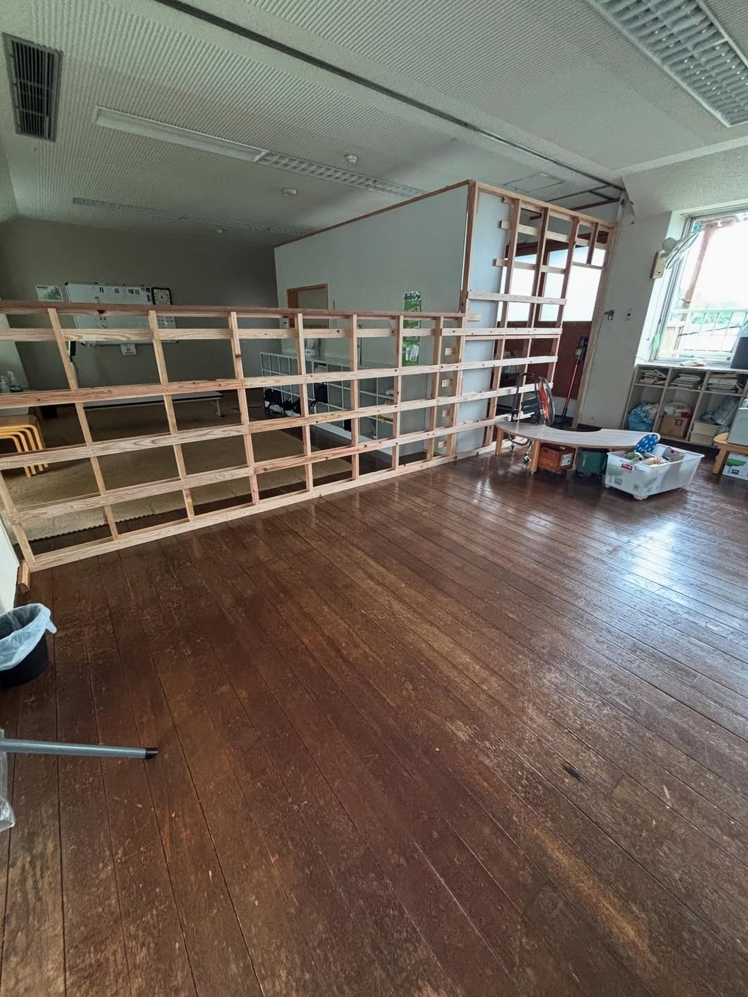 間仕切り壁の造作工事